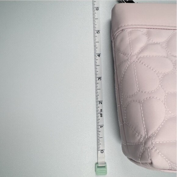 Kate Spade Spade Flower Quilted Cosmetic Pouch light Pink - Picture 8 of 10
